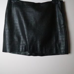 H&M Faux leather mini skirt Size 4